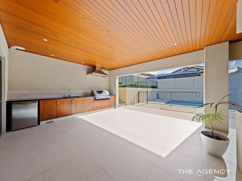 5 Sumich Gardens, Coogee