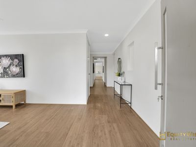 2 Yass Court, Wyndham Vale