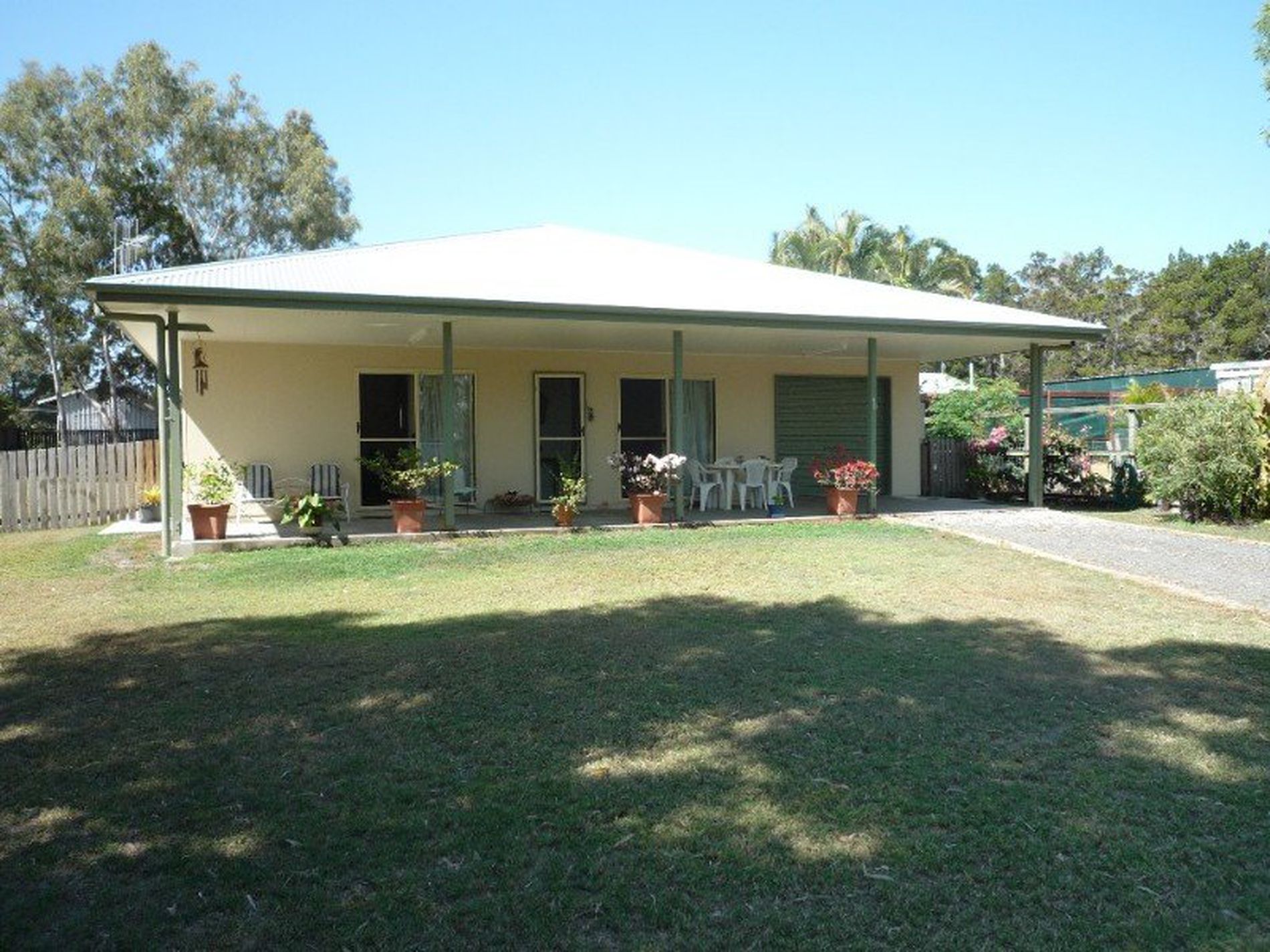 40 First Avenue, Woodgate
