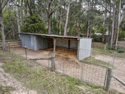 1310 Old Tolmie Road, Tolmie