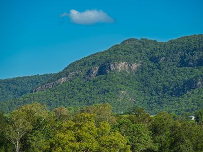 40 McGinn Road, Gheerulla