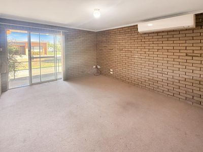 1 / 67-69 Bathurst Street , Forbes