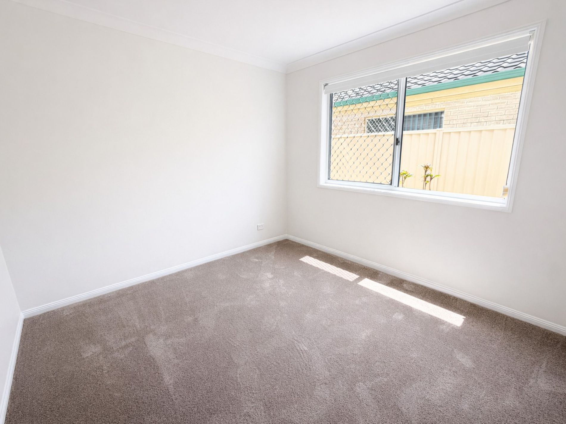 1 / 35 Brown Street, Labrador