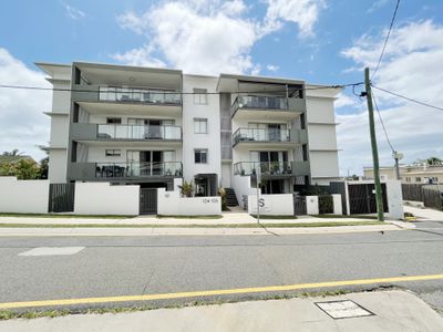 2 / 104-106 Central Lane, Gladstone Central