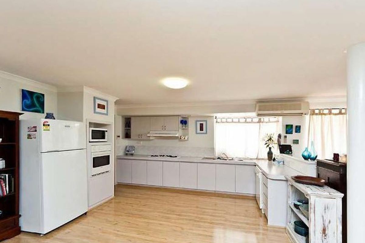 9 Barnsby Place, Beckenham