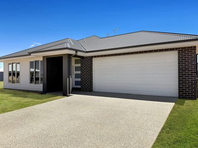 10 Bottlebrush Drive, Yarrawonga