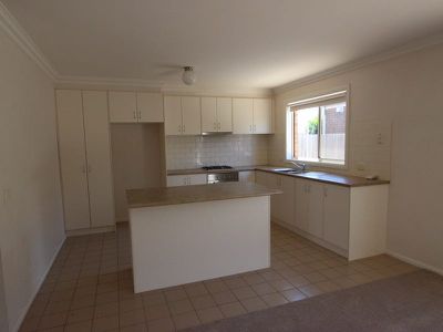 1 / 55 Haugh Street, Lovely Banks