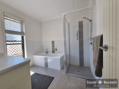 11 ALLAN Place, Kingaroy