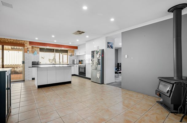 10 Muir Close, Waikiki