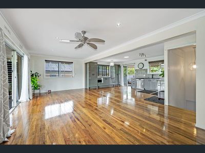 4 Fairlane Street, Chermside West
