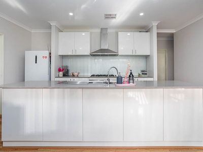 37 Leighfield Road, Hilbert