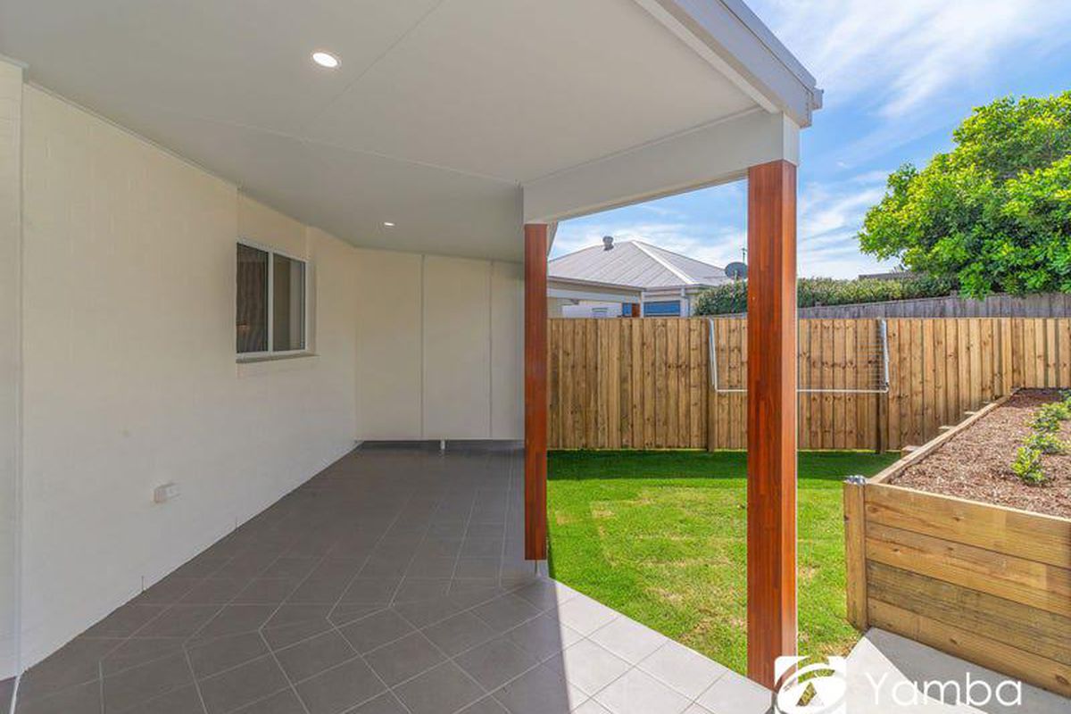 2 / 57 The Drive, Yamba
