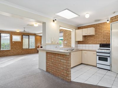 97 Morley Drive East, Morley