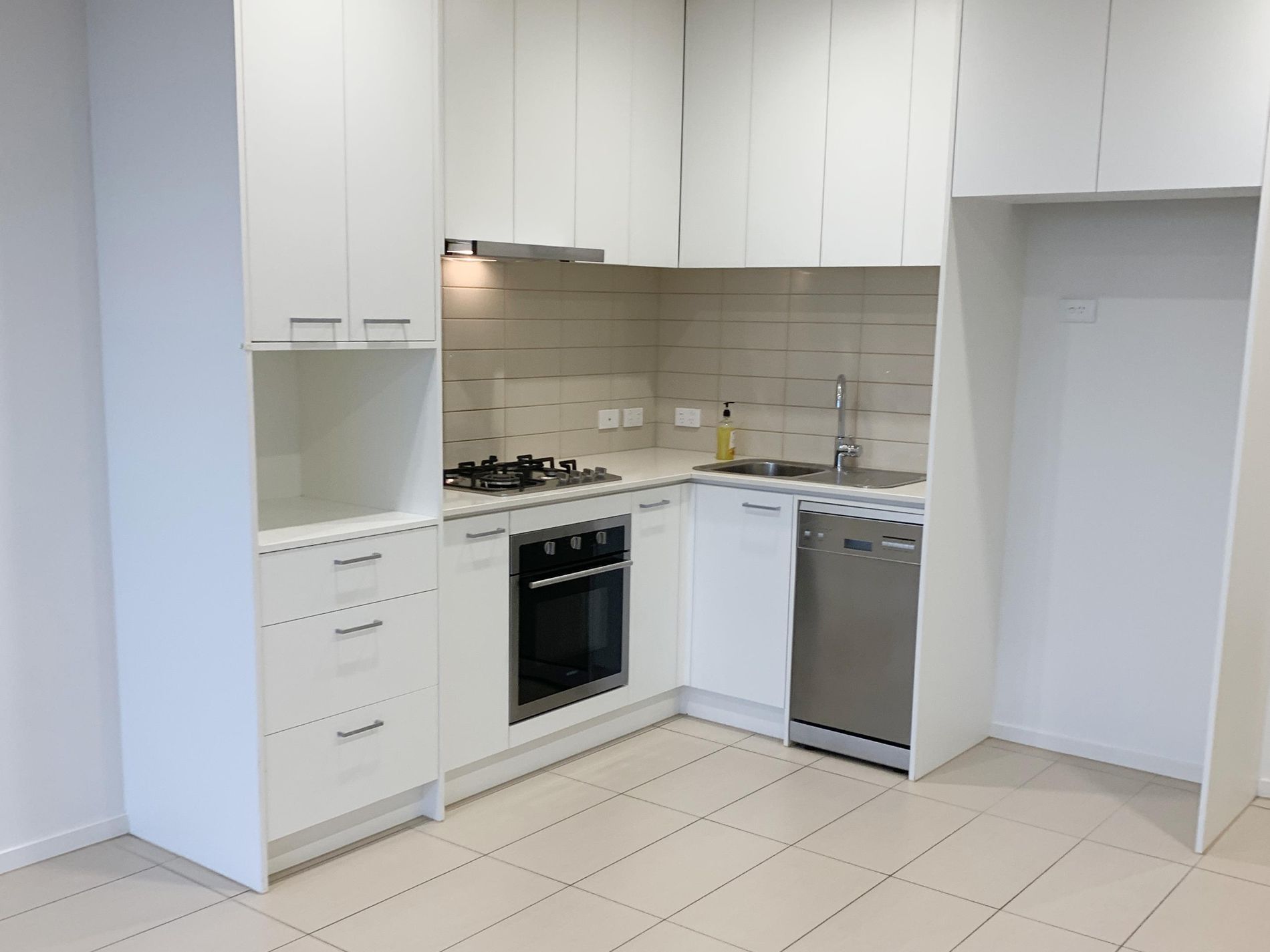 405/64 Sahi Crescent, Roxburgh Park
