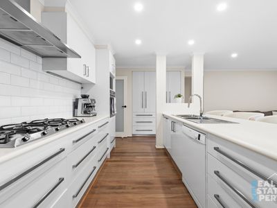 13 Keller Court, Hampton Park