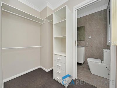 142 Hawksview St, Merrylands