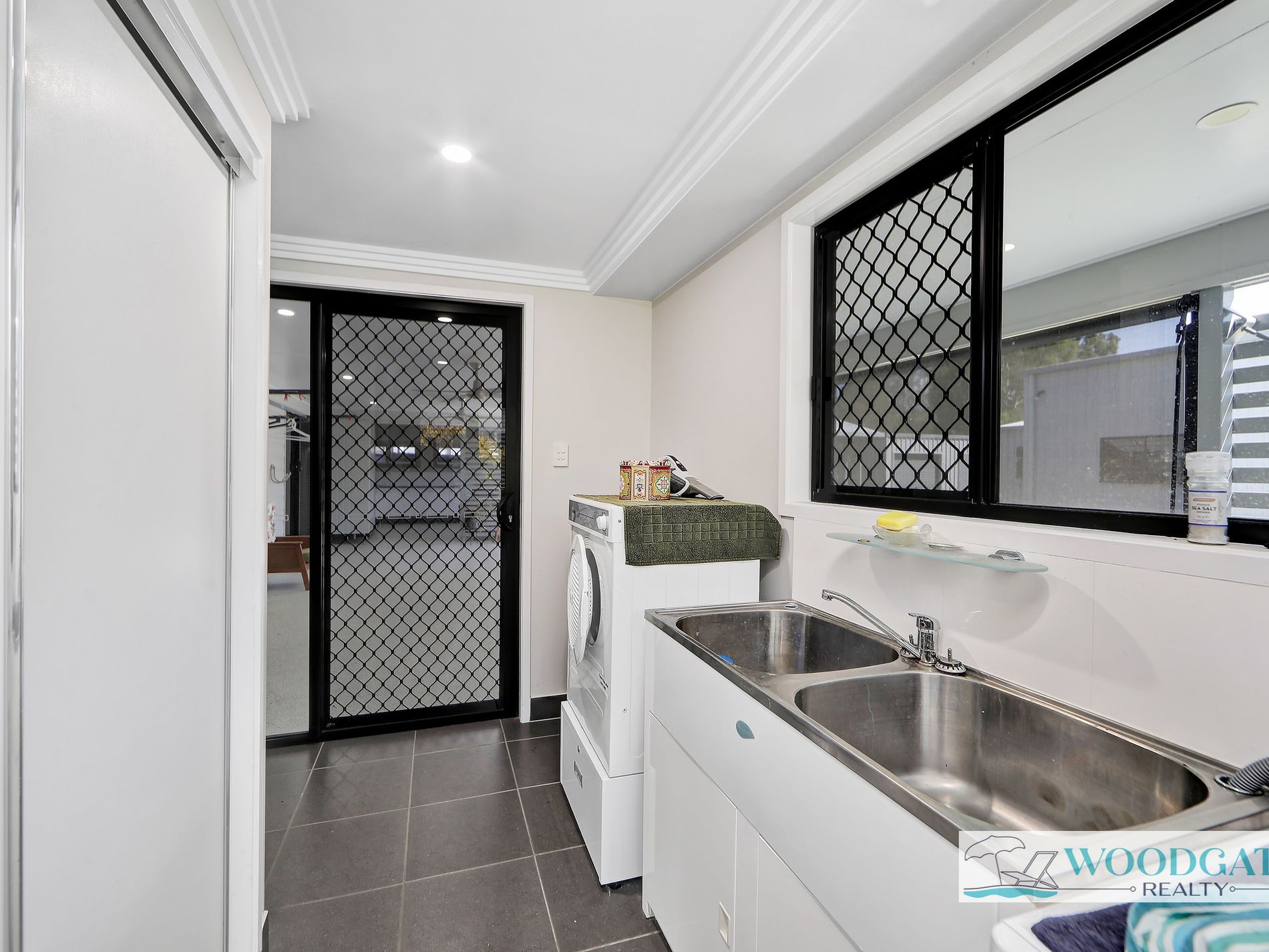 33 Emperor St, Woodgate