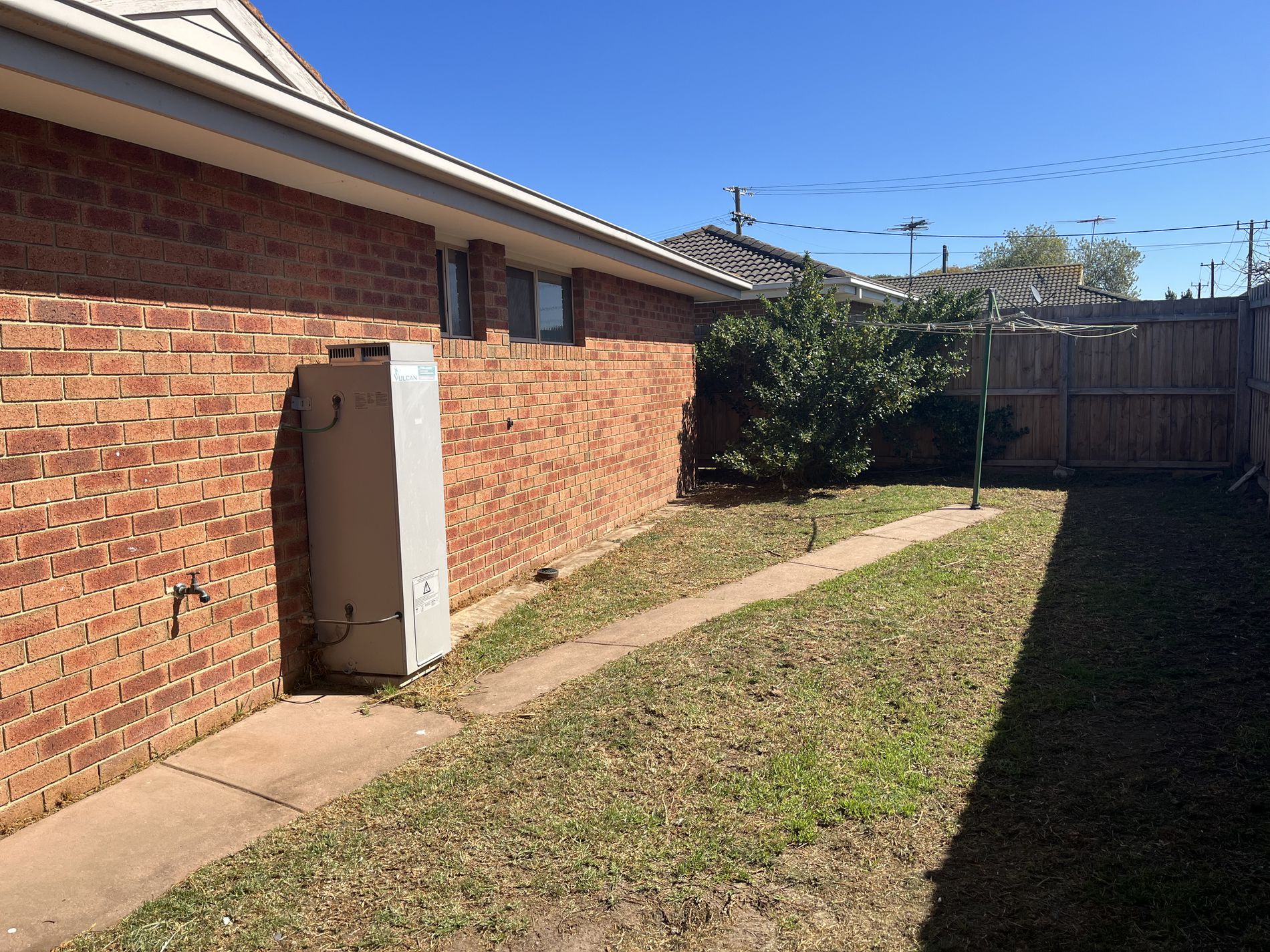 2 Nireeda Close, Moolap