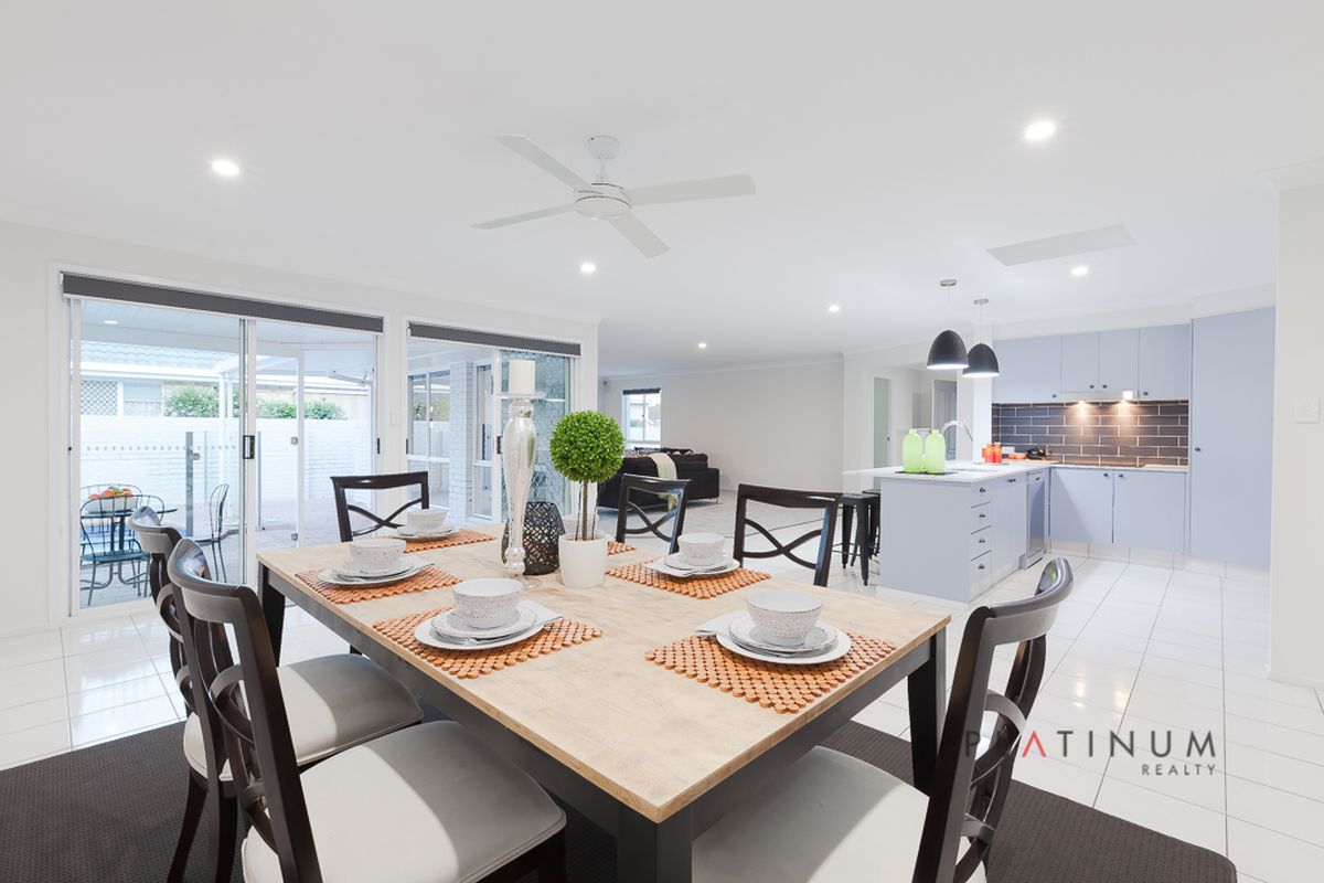 141 Santa Cruz Boulevard, Clear Island Waters