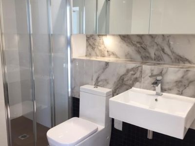 D207 / 1-9 Allengrove Crescent, North Ryde