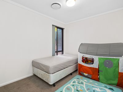 2 / 26 Earlston Way, Booragoon