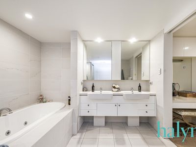 2 / 90 Terrace Road, East Perth