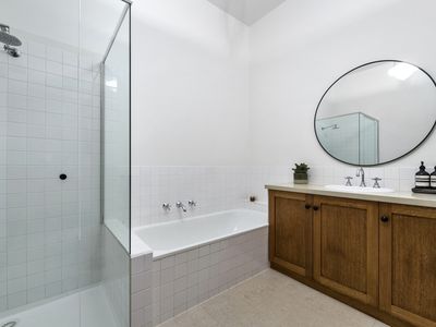 136 Noble Street, Newtown