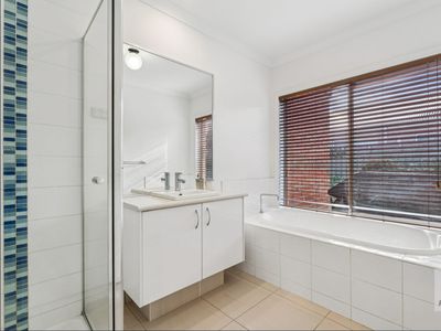 22 Butler Grove, Wyndham Vale