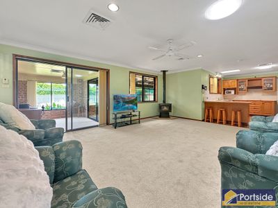 44 Clemenceau Crescent, Tanilba Bay