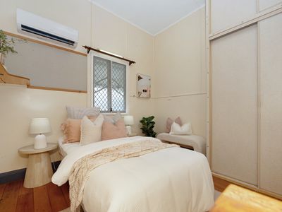 5 Fourth Avenue, South Townsville