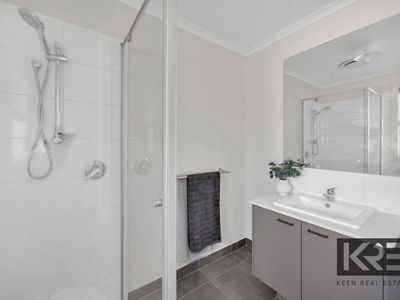 18 Gaudi Boulevard, Corinella