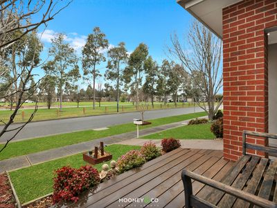 25 Brolin Terrace, Cranbourne North