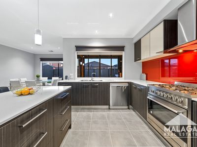 16 Palmer Parade, Derrimut