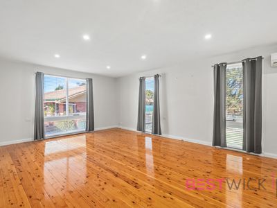 27 Bassett Drive, West Bathurst