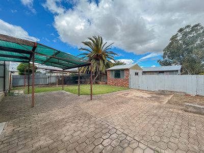 195 McCallum Street, Swan Hill