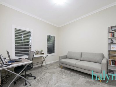 1 / 42 Gladstone Road, Rivervale