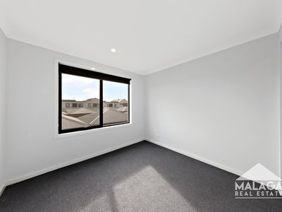 10 Hedgeley Avenue, Deanside