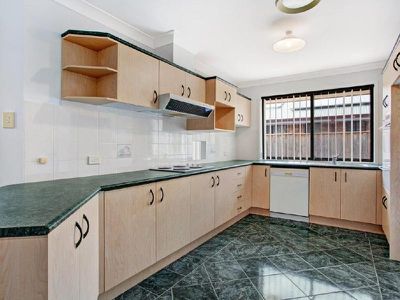 12 Admiralty Avenue, Tea Gardens