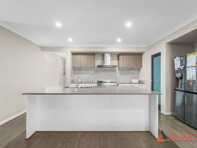 9 Cudgerie Close, Craigieburn