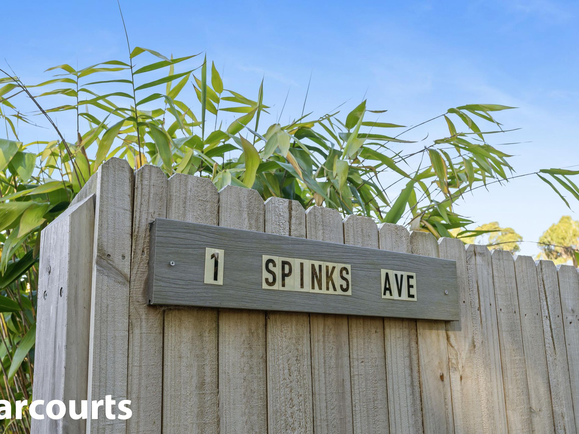1 Spinks Avenue, Lake Conjola