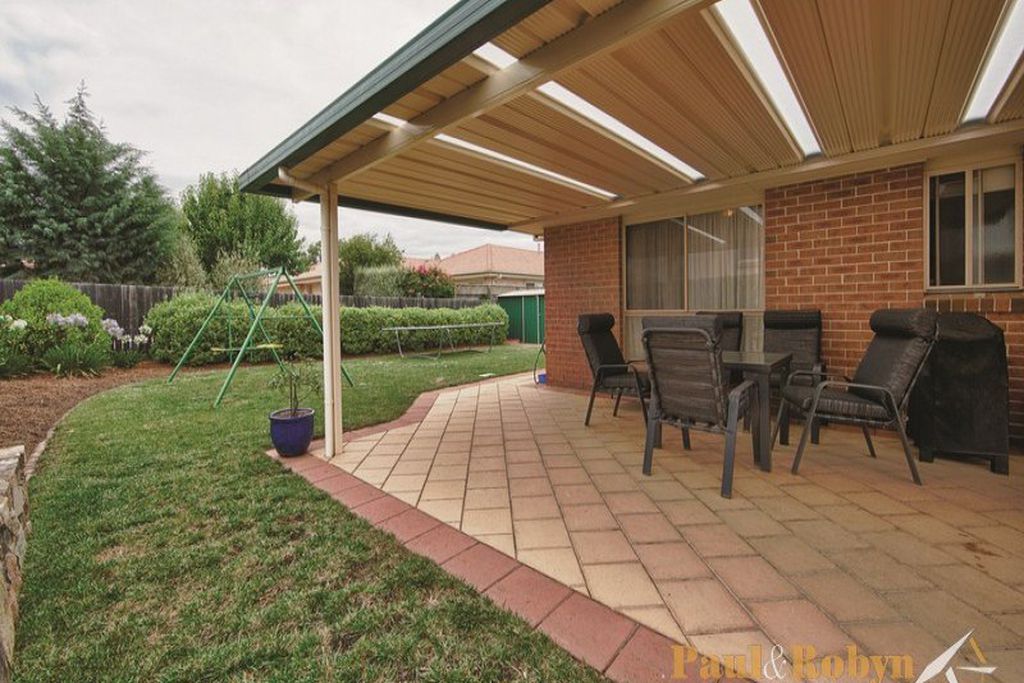 9 Unwin Avenue, Jerrabomberra