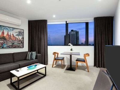 2305 / 250 City Road, Southbank