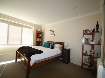 2 / 1 Moore Court, Wynyard