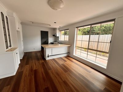 3 / 6A Huntingdon Street, Newtown