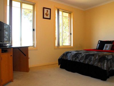 2 / 23 Albert Crescent, St Albans