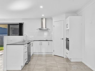 12 Sea Salt Drive, Lammermoor