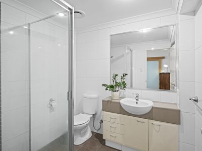 4 / 296 Newcastle Street, Perth