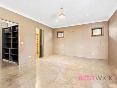 Main House / 1604 Mutton Falls Road, O'connell