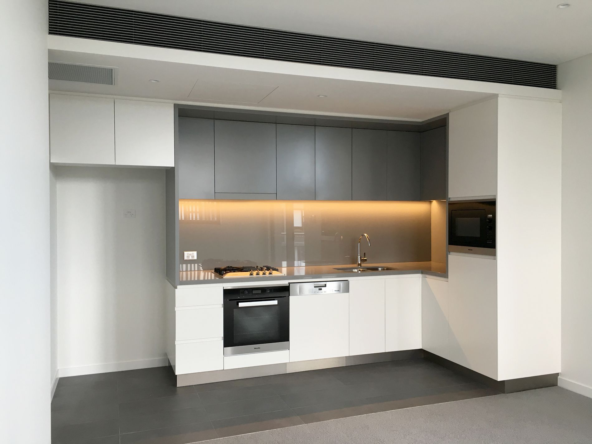 3803 / 21 Scotsman Street, Forest Lodge