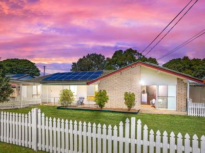 27 Wootton Crescent, Springwood